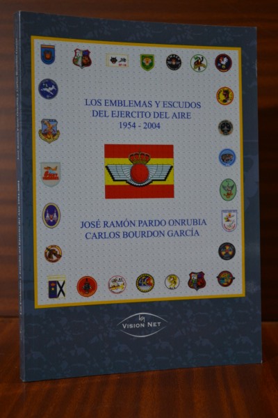 LOS EMBLEMAS Y ESCUDOS DEL EJERCITO DEL AIRE. 1954-2004